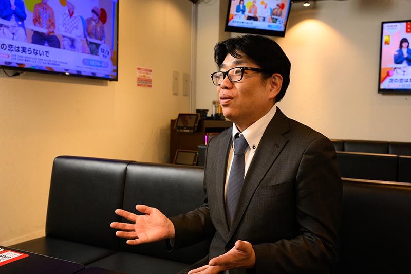 代表取締役社長　尾形恵吾