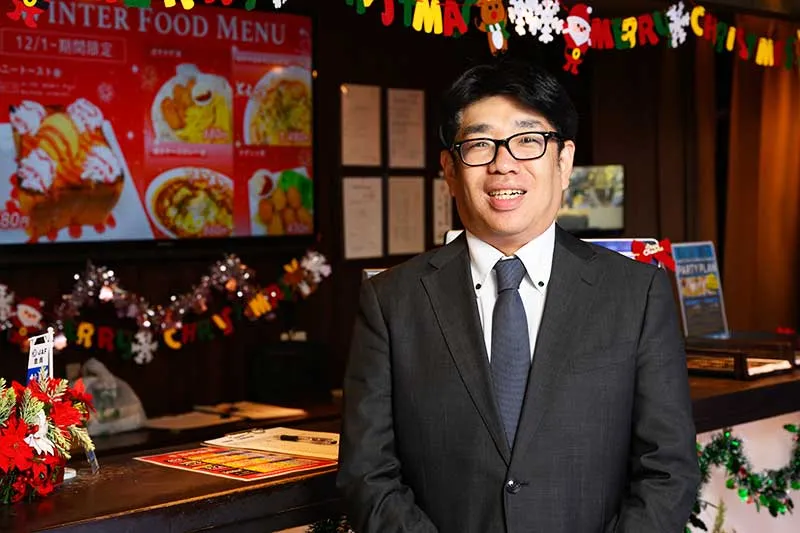 代表取締役社長　尾形恵吾